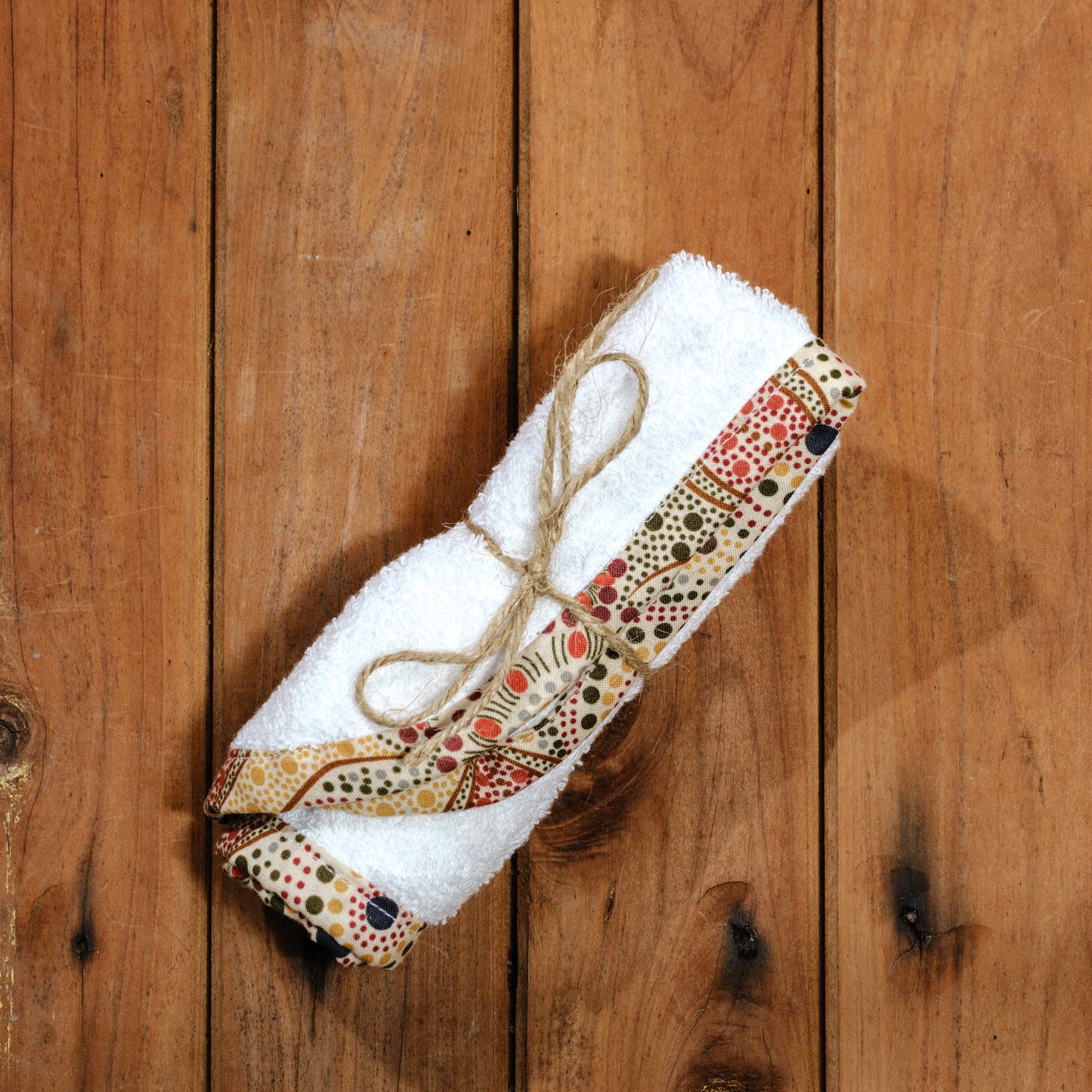 Washer – White with 'Spirit Place (Cream)' Edging